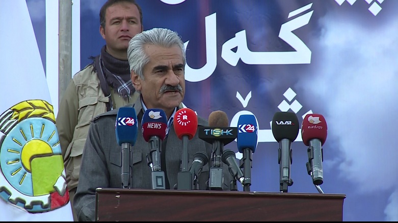شەڕی راگەیاندنی دوو لایەنی دیموکرات قووڵ دەبێتەوە